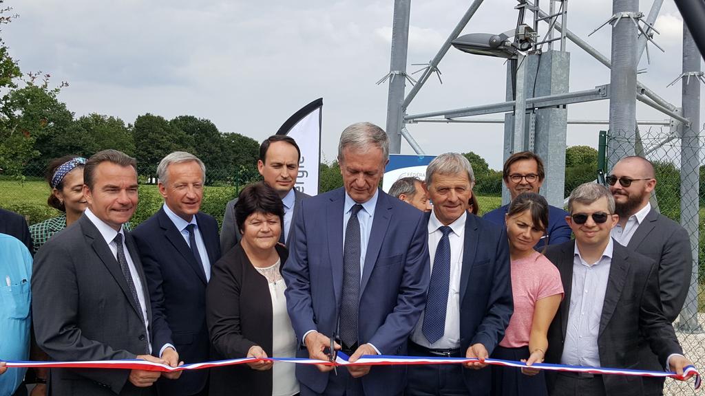 Energie_Mayenne's tweet photo. Inauguration du 1er pylône multi opérateurs d'accès à l'internet mobile à Bazougers #PaysDeLaLoire #Mayenne #FFTelecoms https://t.co/gNWz2P0ies