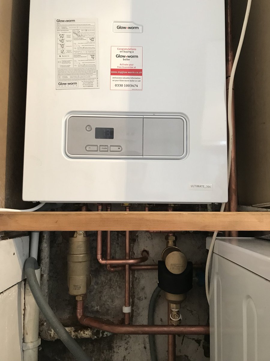 Titanheat's tweet image. Nice little boiler change completed today in #Weymouth another old ideal mini out and a @glow_wormclub ultimate in with a pair of @SpirotechUK to look after it! #climapro 2 in too with a powerflush. 10 years guarantee on the boiler. #teamtitan #stillglowingstrong #spride