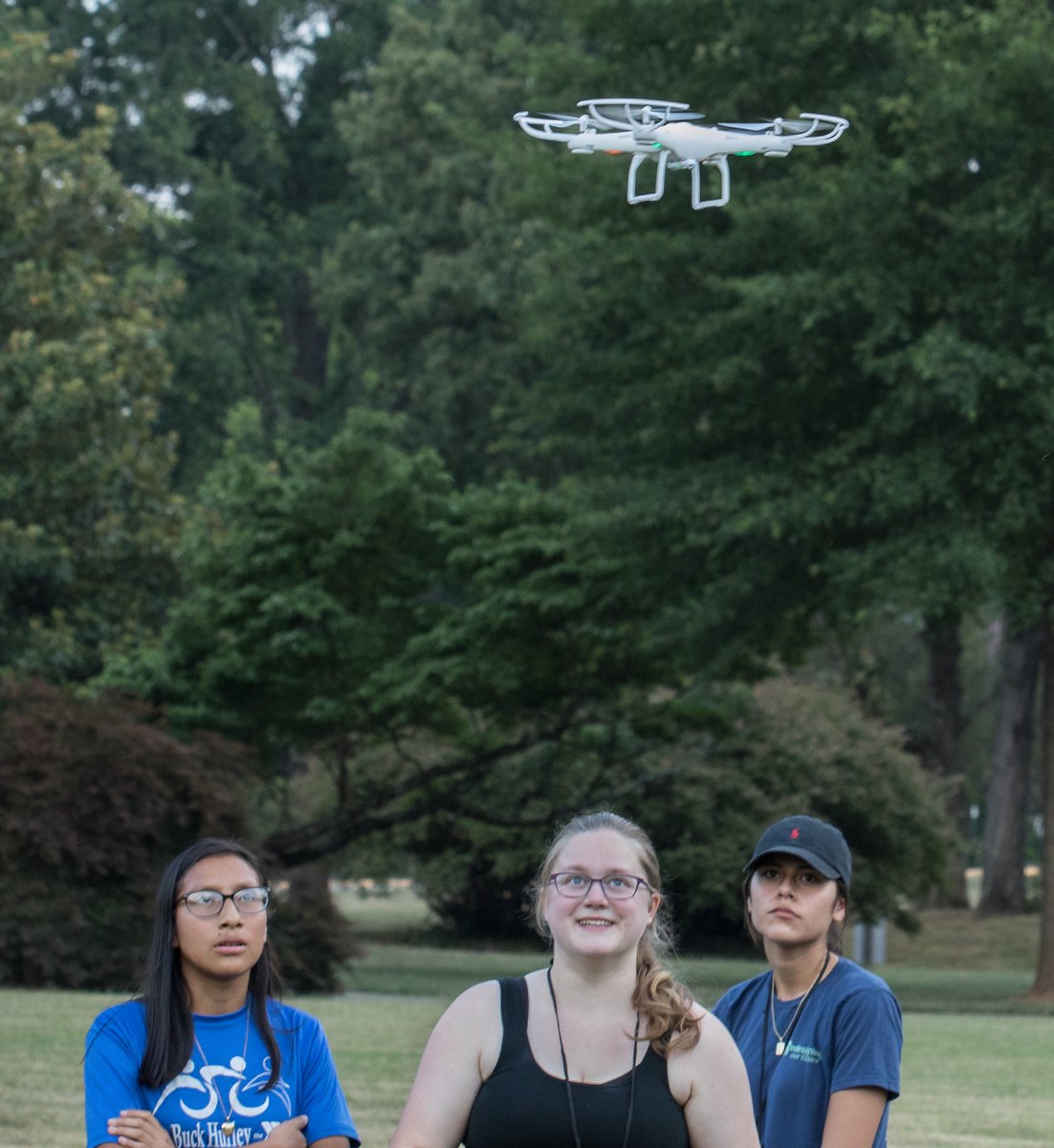 Center4Env's tweet photo. Students had a blast being able to get their hands on drones (captured by Dr. Joe Poston) after Dr. Andrew Jacobson spoke about technology's potential to save biodiversity yesterday! Other fun evening activities included a group scavenger hunt and s'mores on a bonfire. https://t.co/SR1scW8Vdc