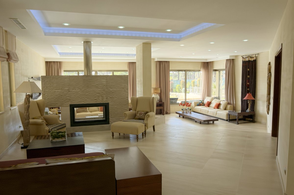 Premier__Living's tweet photo. Luxury 7 Bedroom Villa in Vilamoura For Sale | Private Estate with 24 hour Security | Heated Swimming Pool | €2,950,000 https://t.co/9bnUydKGuI