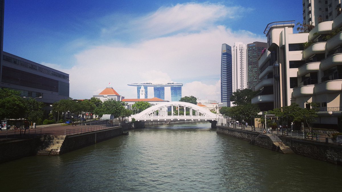 WayfaringDuo's tweet photo. Perfect Frame #blue #sky #beautifulsky #beautifulday #mood #instaphoto #instapicture #instagram #travelblogger #travelphotography #travelling #earth #photography #water #sky https://t.co/yPRxdqB6uK