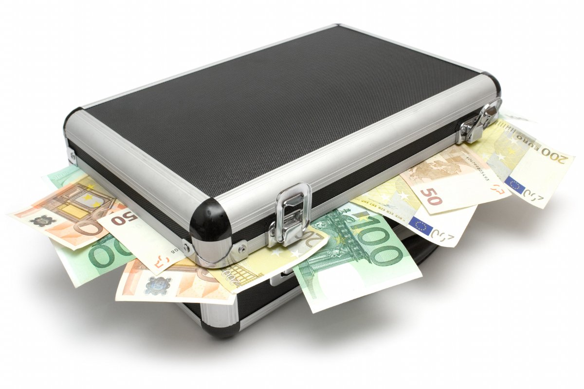 Le Conseil départemental du Val d'Oise attribue des bourses de 750 € aux musiciens et organisateurs d'évènements : combo95.org/actu/une-aide-…