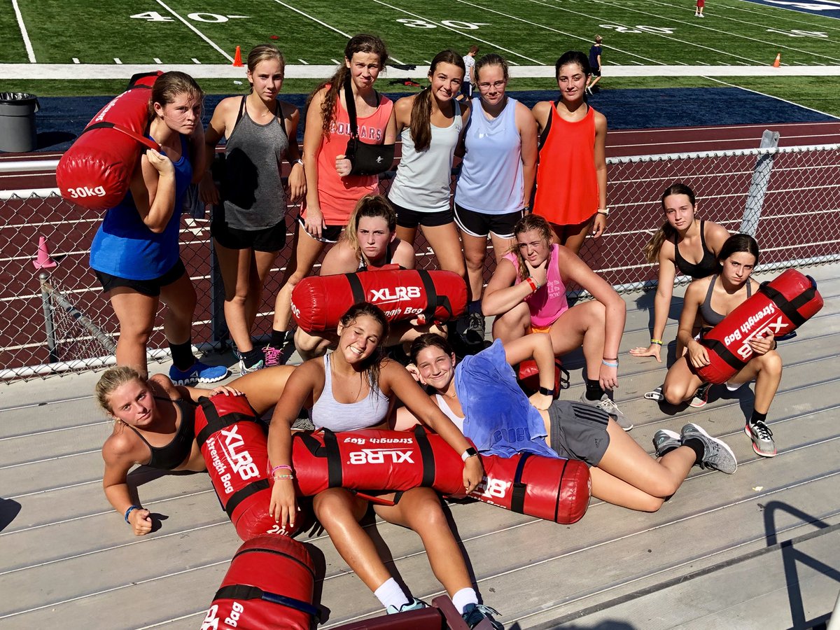 CougarVballers's tweet photo. When you blast through the last round of sandbag carries, you get your picture on Twitter. #rightfullyso #THEcountyfair #getem #lilbeasts @STMathleticsnow https://t.co/5fIdnDVqA6