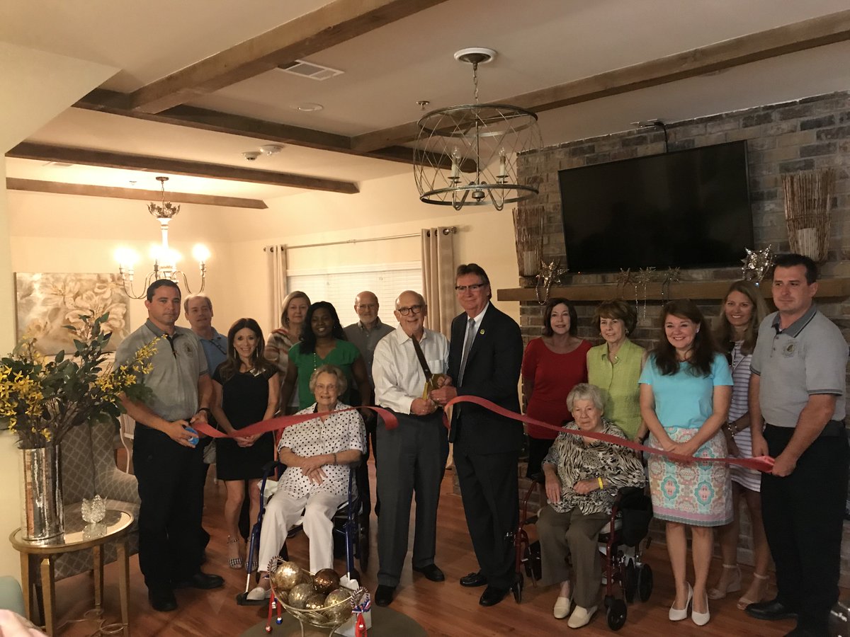 solutioncare_LA's tweet image. Our River Forest Home Ribbon Cutting Ceremony (June 11th) was a huge success. Thanks so much to @MikeCooperMayor of #Covington and others for joining us for for a very special day in Solution Care Homes history! #assistedliving #eldercare