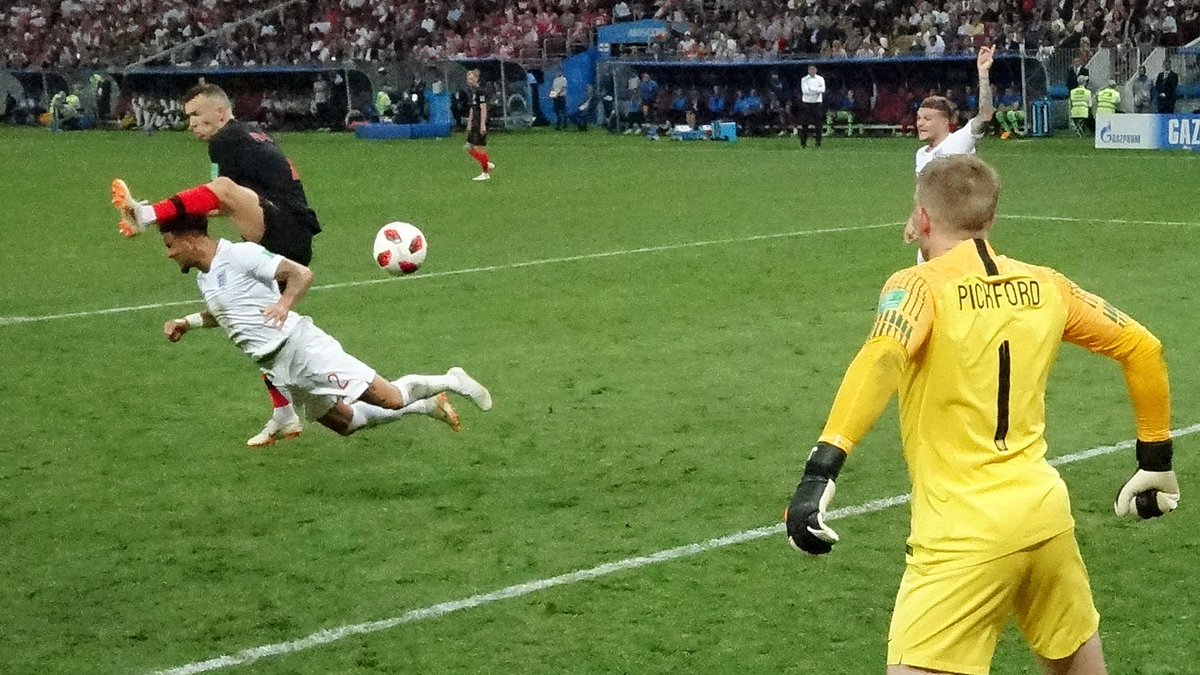 HNS_CFF's tweet photo. 1⃣ Ivan Perišić
2⃣ @MarioMandzukic9 
3⃣ Into the #WorldCupFinal 

#FlamingPride #WorldCup #Vatreni🔥 https://t.co/ImJZukJlIh