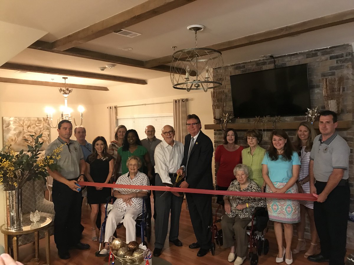 solutioncare_LA's tweet image. Our River Forest Home Ribbon Cutting Ceremony (June 11th) was a huge success. Thanks so much to @MikeCooperMayor of #Covington and others for joining us for for a very special day in Solution Care Homes history! #assistedliving #eldercare