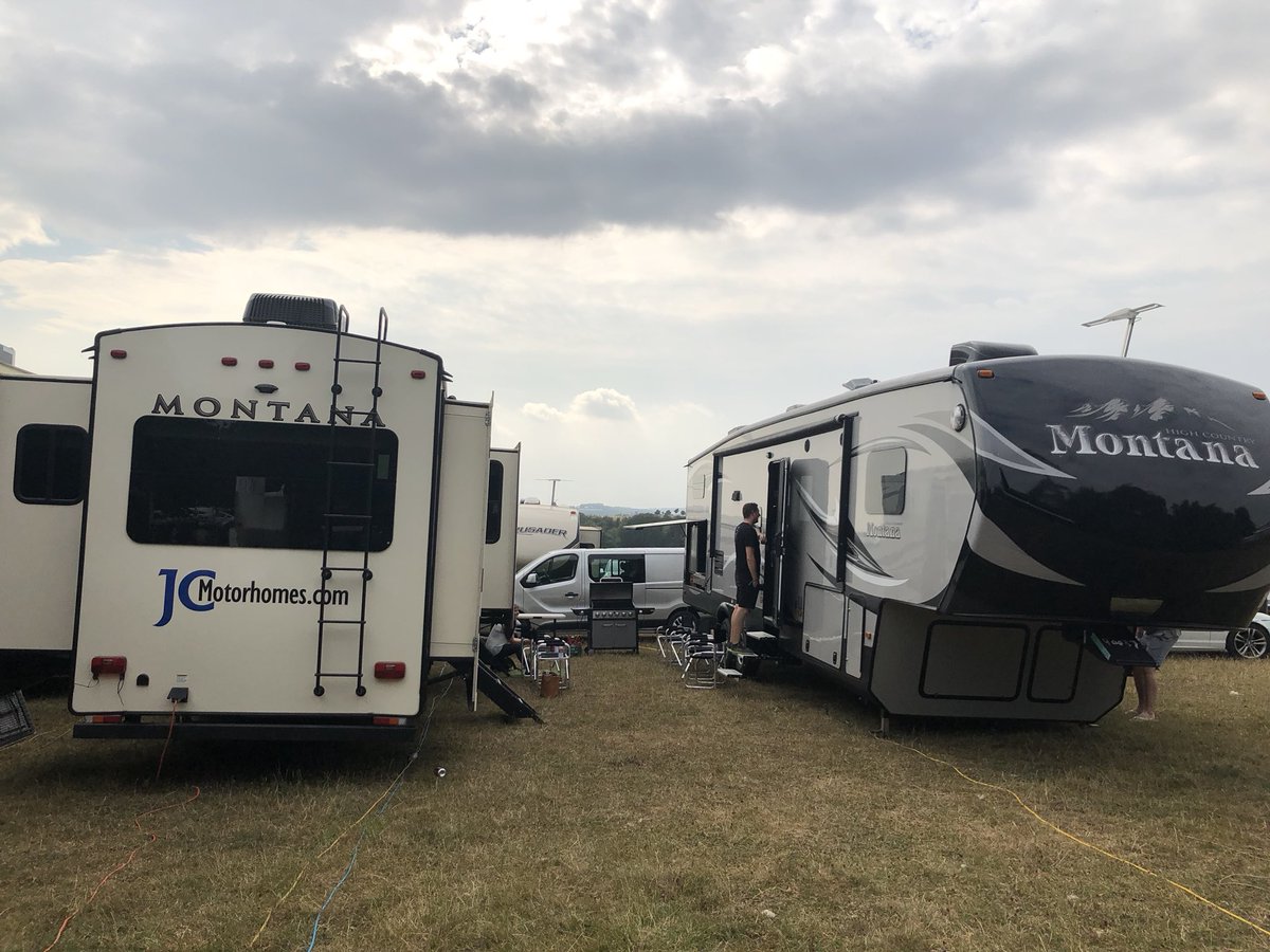 commandovice's tweet photo. @JCMotorhomes simply lovely accom for this weekend 👍🏻 https://t.co/rz7IyI2tGs