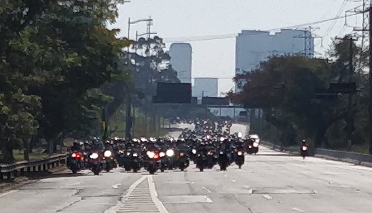 cmse_exercito's tweet photo. O 2º Batalhão de Polícia do Exército realizou, no dia 8 de julho, o 3º Passeio Motociclístico em comemoração ao 66º aniversário do Batalhão General Ventura. Os motociclistas se concentraram no Estádio do Pacaembu e se dirigiram ao 2º BPE, em Osasco. #2BPE #SeuExércitoNuncaPara https://t.co/ND0QnkHMxT