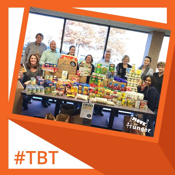 MoveForHunger's tweet image. #TBT to November 2016 when @UniversityMvg of Farmington Hills, MI collected nearly 600 pounds of food for their neighbors in need! All of the donations were delivered to @FoodGatherers. We'd love to help you try and top that total this year!