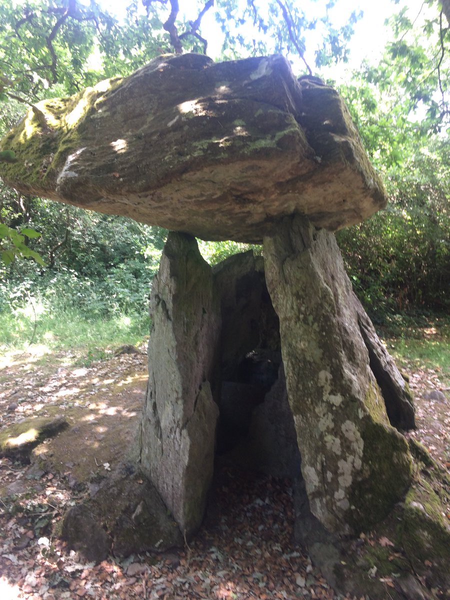 HangBlaa's tweet image. Gaulstown Dolmen today.