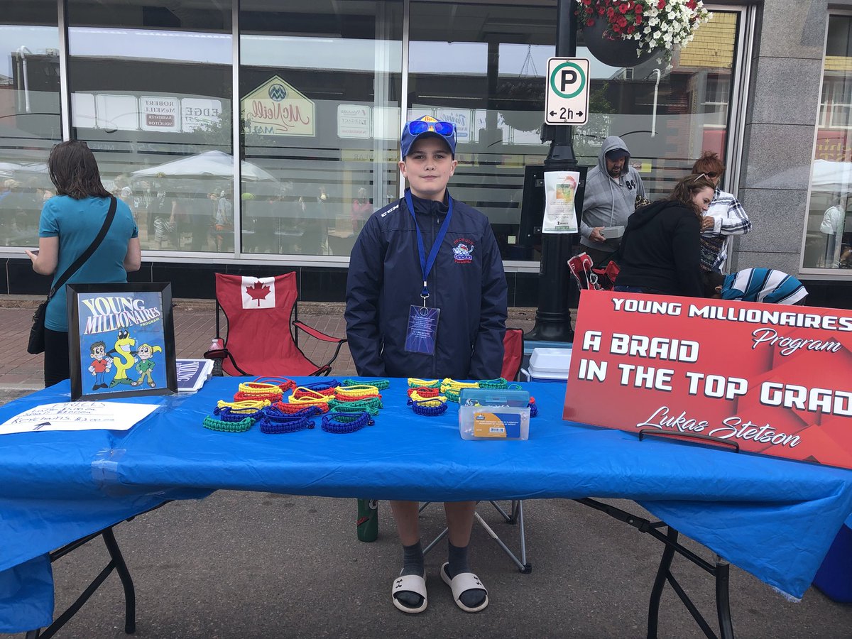 Come visit us at the Summerside Sidewalk sale! Were here until 4pm 😊