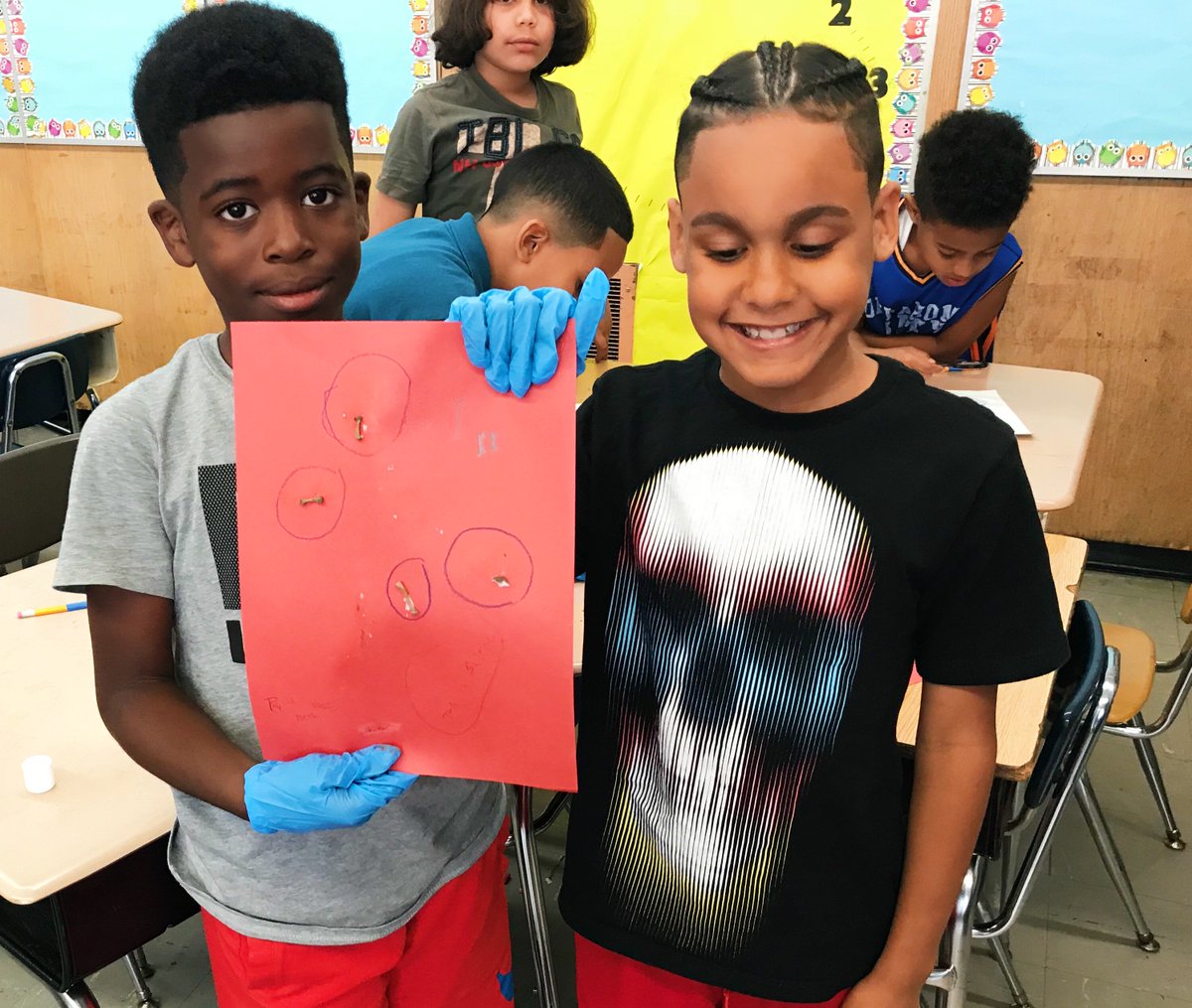 CuriousonHudson's tweet photo. Have you heard of our class offerings at Mosholu Montefiore Community Center at PS8 in the Bronx? It’s a great opportunity to learn and create! For more information, visit https://t.co/9GE5Vx0LBS! #maker #science #summer #camp #bronx #letsdostuff #STEAM #STEM #fun https://t.co/kWELyNWcsJ