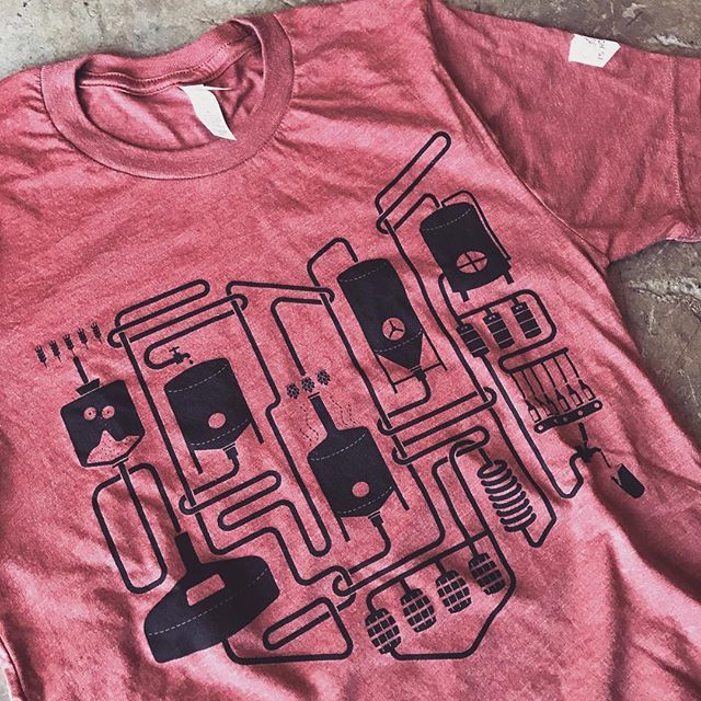 ohioishome's tweet photo. Brewed in Ohio tshirts are now instock! #brewohio #ohiocraftbeer #drinklocal #ohiobrewweek #brewprocess @ohiobrewweek @ohiocraftbeer https://t.co/wYOC8aByXV https://t.co/sz0fZXZFg3