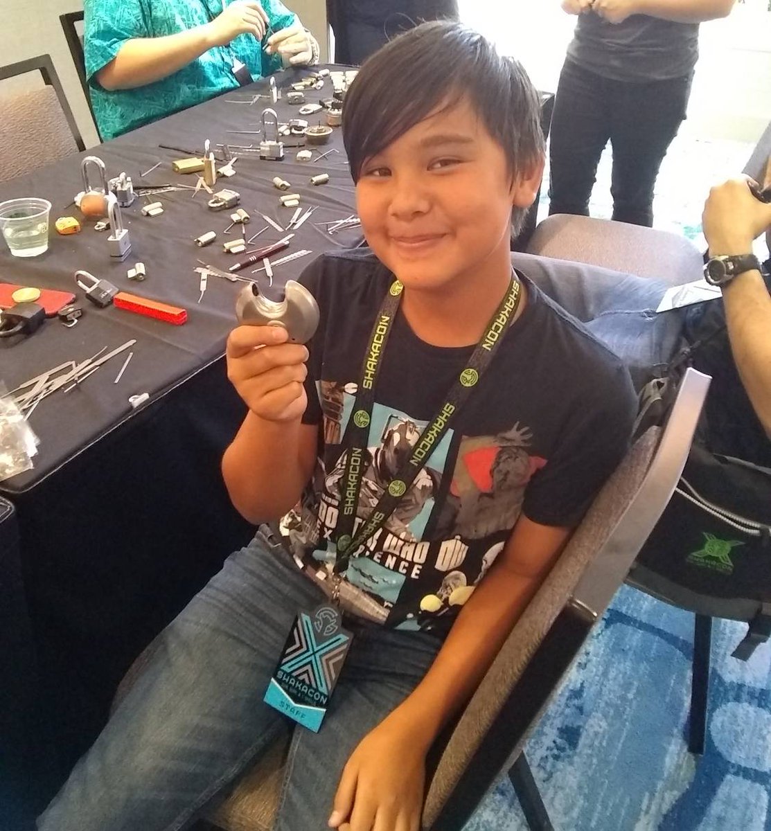 Shakacon tweet media