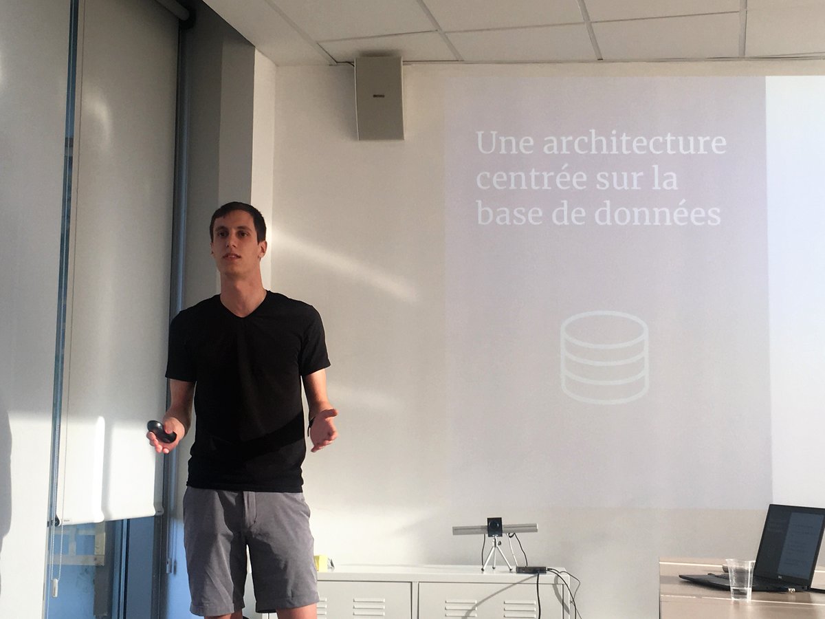 kuzzleio's tweet image. .@eBurel_tech vous dévoile les secrets de #FeatherJS au #Meetup @MontpellierJS. Prêts pour les hackathlons ?

#JavaScript #coding #apps #web #mobile #Montpellier #webdevelopment #webdeveloper