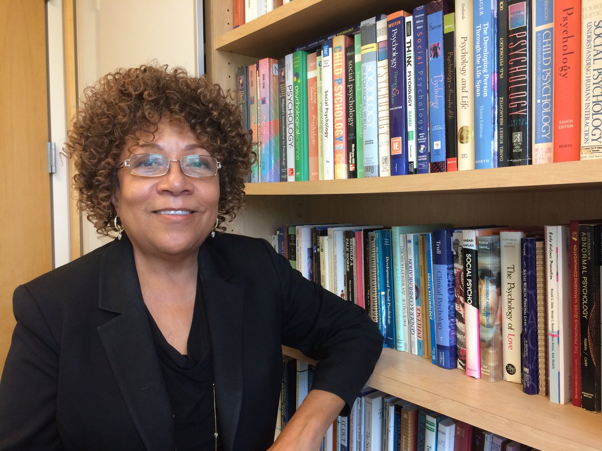 Congratulations to @UCRiverside #psychologist Carolyn Murray for the high #honor she has received from the @NAACP! ucrtoday.ucr.edu/?p=54488 #UCRiverside #psychology #AfricanAmerican #health #race #ethnicity #activism #publichealth #healthcare #healthdisparity