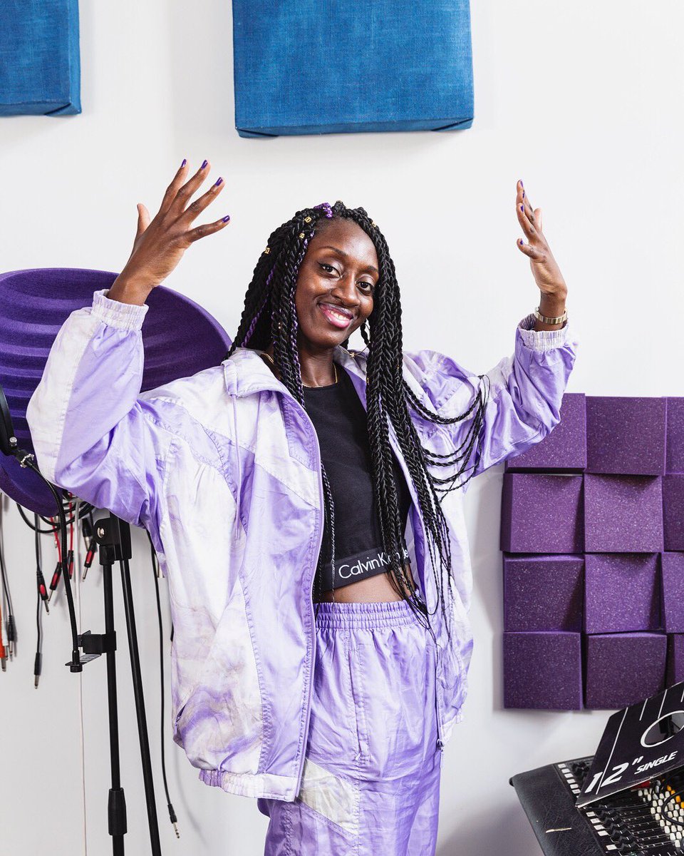 KidWondR's tweet photo. YOOO!!! 🖐🏿👩🏿🤚🏿The time is coming so make sure you pick up a copy of @TimeOutLondon featuring #WondRWomN WHAT! Out in a few weeks! #Goals #NoEngland #ItsComingHome https://t.co/ShKbXXxewY