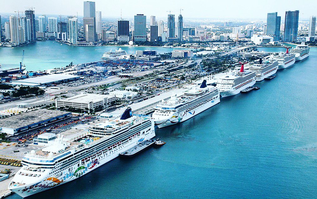 BEAarchitects's tweet photo. #BEAArchitects is working closely with @portmiami on future Terminal B & C improvements. Follow us for weekly updates on #architecture and #design news! 🛳 #PortMiami #Cruiseindustry #portdesign #portindustry #downtownmiami #Miami #maritime #cruiselife #travel https://t.co/mrHTxUKQhZ
