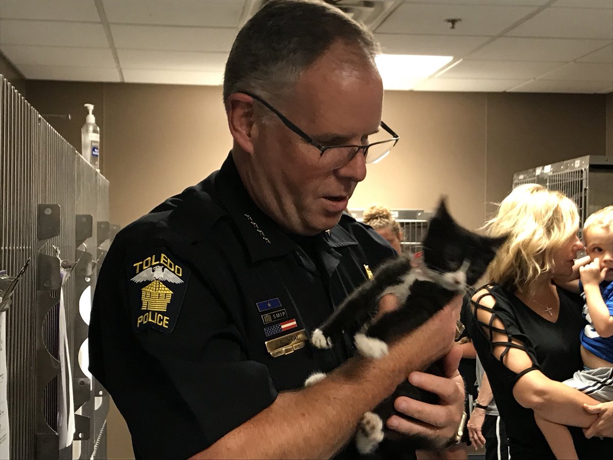 Toledo Police Choose Official Police Cat