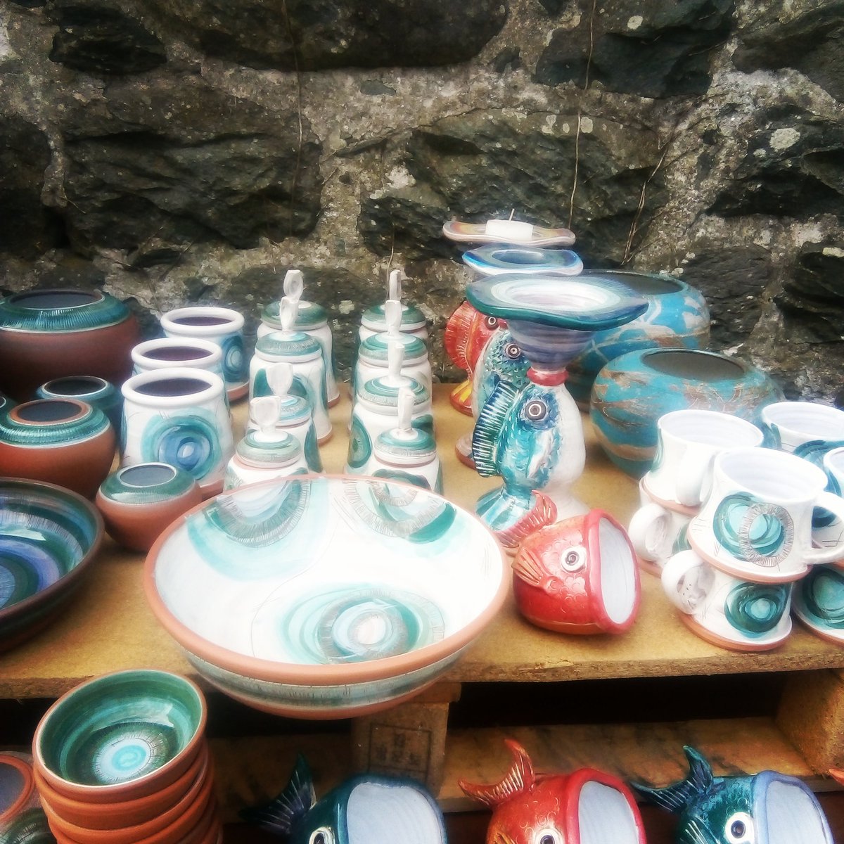 pottybirds's tweet photo. Sorting and packing up for the start of @CeramicWales tomorrow night Fri 6-9pm, Sat &amp; Sun 10- 5pm. #welshpotter #crochenyddcymraeg https://t.co/mXxmEmWf62