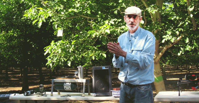 A device whose concept was born in the 1960s has become a key part of the water-saving toolbox for many #California tree nut growers #UCDavis #Ag #walnuts ow.ly/O18c30kVp9X