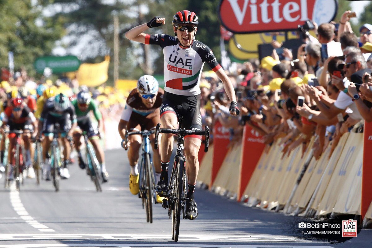 DanMartin86's tweet photo. Wow. Speechless. Thank you https://t.co/wdlzs4Ueif