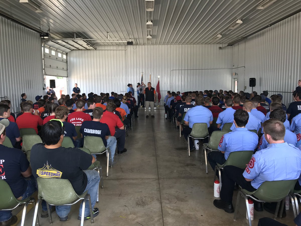 ChampaignFire's tweet image. Great start to Fire Explorer Weekend at the Illinois Fire Service Institute.  @ChampaignFire has 12 Explorers participating this weekend. @IFSI #FireExplorer @champaigncity