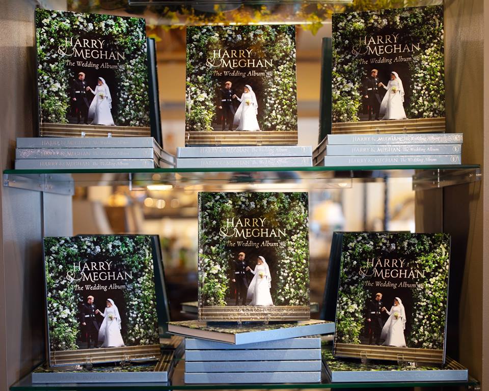 LinlyDesigns's tweet photo. Join us tonight for champagne, hors d’oeuvres, &amp; live  music as we celebrate the debut of the Linly Designs profile featured in  Harry &amp; Meghan- The Wedding Album!

July 12th 6pm until 8pm https://t.co/TuNb6lsoC4