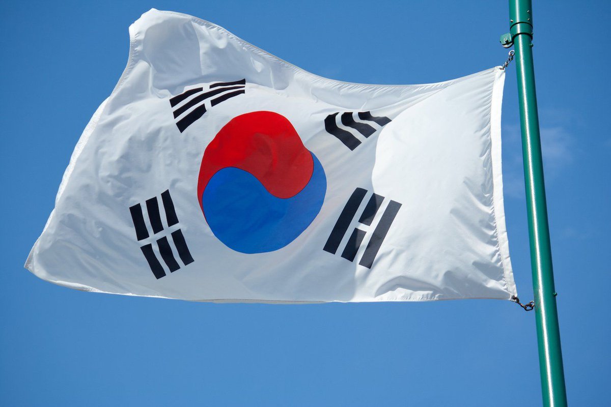 CoinDesk's tweet image. Korean Government-Backed Researchers File for Blockchain Patent bit.ly/2utCwbR