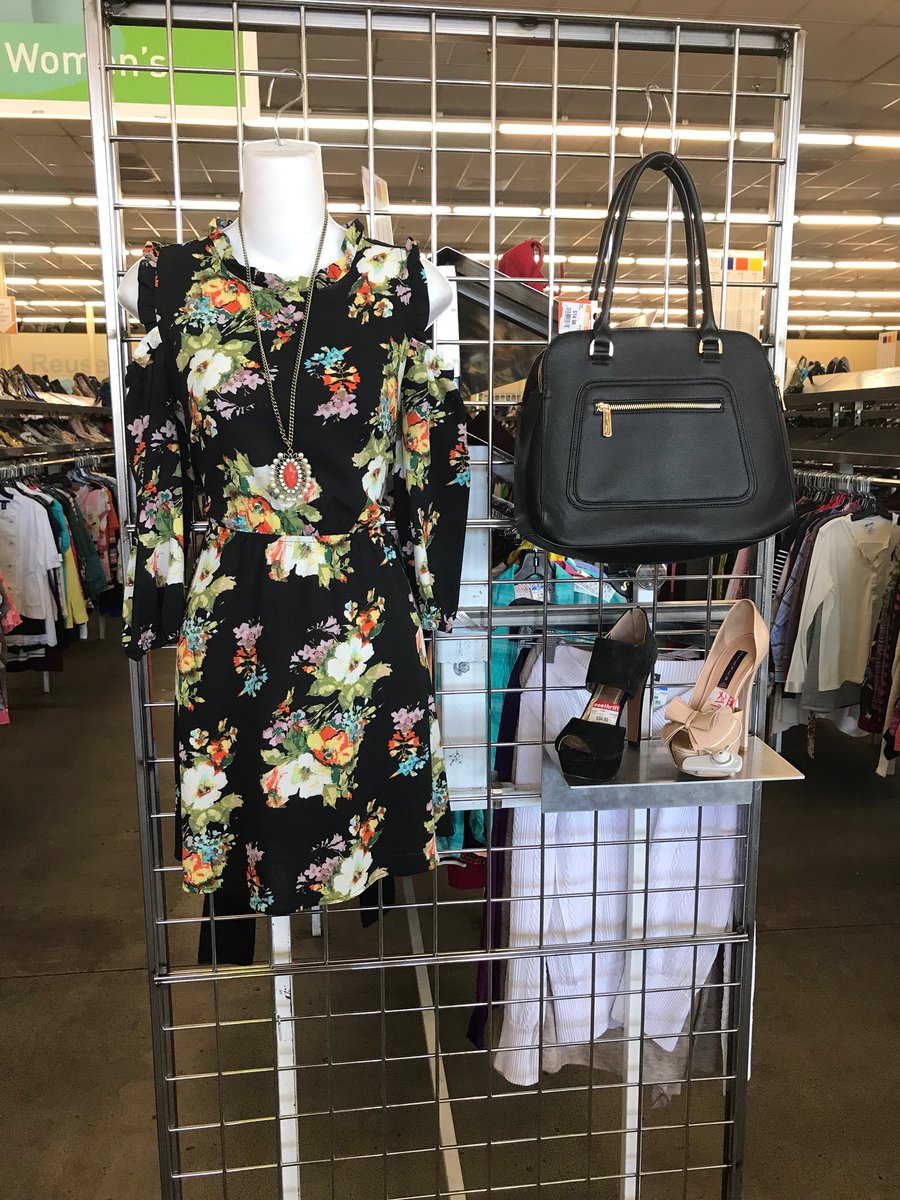 EcoThriftStores's tweet image. Summer weddings to attend? Check out Eco Thrift Citrus Heights for the best selection and prices on dresses, shoes, handbags and accessories. #ecothriftcitrusheights #summerthreads #summerwedding #weddingguestdresses #thriftstorefinds
