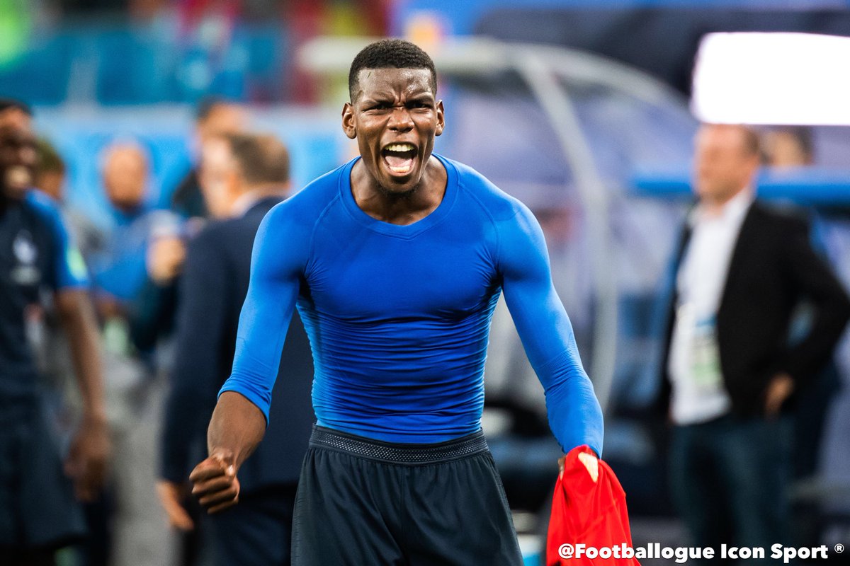Footballogue's tweet photo. [#CM2018] Pogba🇫🇷💬 : "Quand je vous regarde, il y a beaucoup d'origines ici. C'est ce qui fait de la France une belle France, de belles couleurs. La France d'aujourd'hui, c'est une France avec plein de couleurs. On se sent tous français, on est heureux de porter ce maillot." https://t.co/lrNUp3gVSf