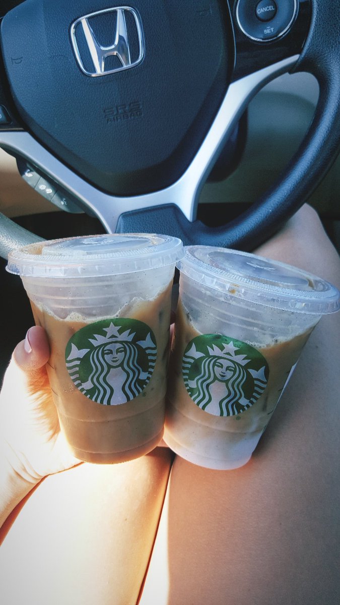 halee_bernier's tweet photo. @Starbucks happy hour means two drinks for me! https://t.co/hVVonr7cd2