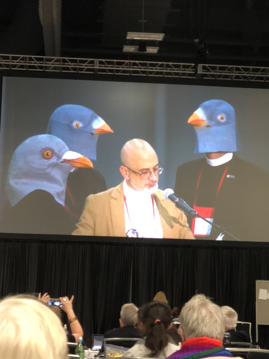 cbfrazer's tweet image. Apparently this place has gone to the birds.  #GC79