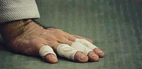 MOVIMIENTO .... El agua corriente no se corrompe y a los goznes de la puerta no los carcomen los gusanos. - Proverbio Chino