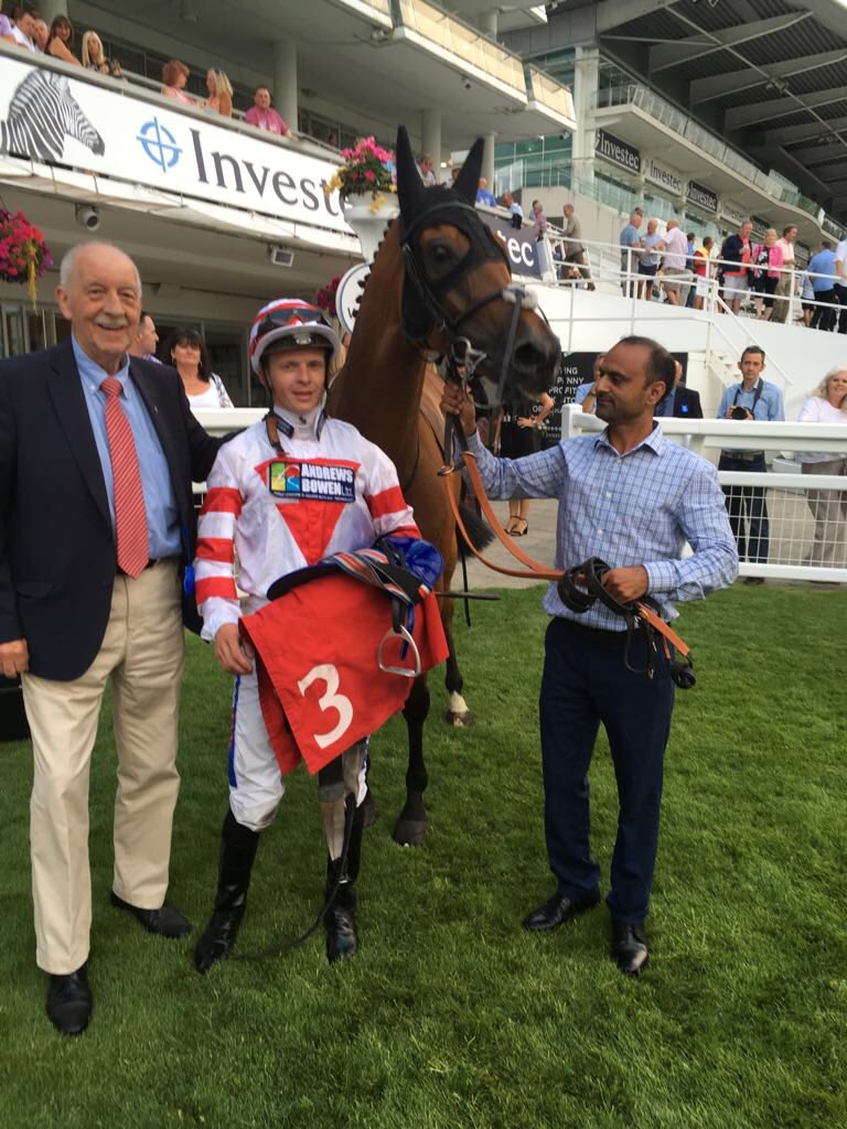Highland Acclaim makes it 50 winners for <a href="/omeararacing/">David O'Meara</a> and Evan Sutherland tonight <a href="/EpsomRacecourse/">Epsom Downs Racecourse</a> .... well done team!!! 🙌🙌 #winners #fifty #flying