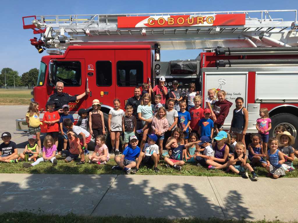 CobourgFireDept's tweet image. Today, Cobourg firefighters enjoyed delicious cupcakes prepared by the @TownofCobourg @Cobourg_CCC summer campers! Campers were in turn "treated" to checking out P-371 &amp;amp; sitting inside the cab. Thank you for sweetening our day, campers! #SummerCamp2018  #cupcakes #firefighters