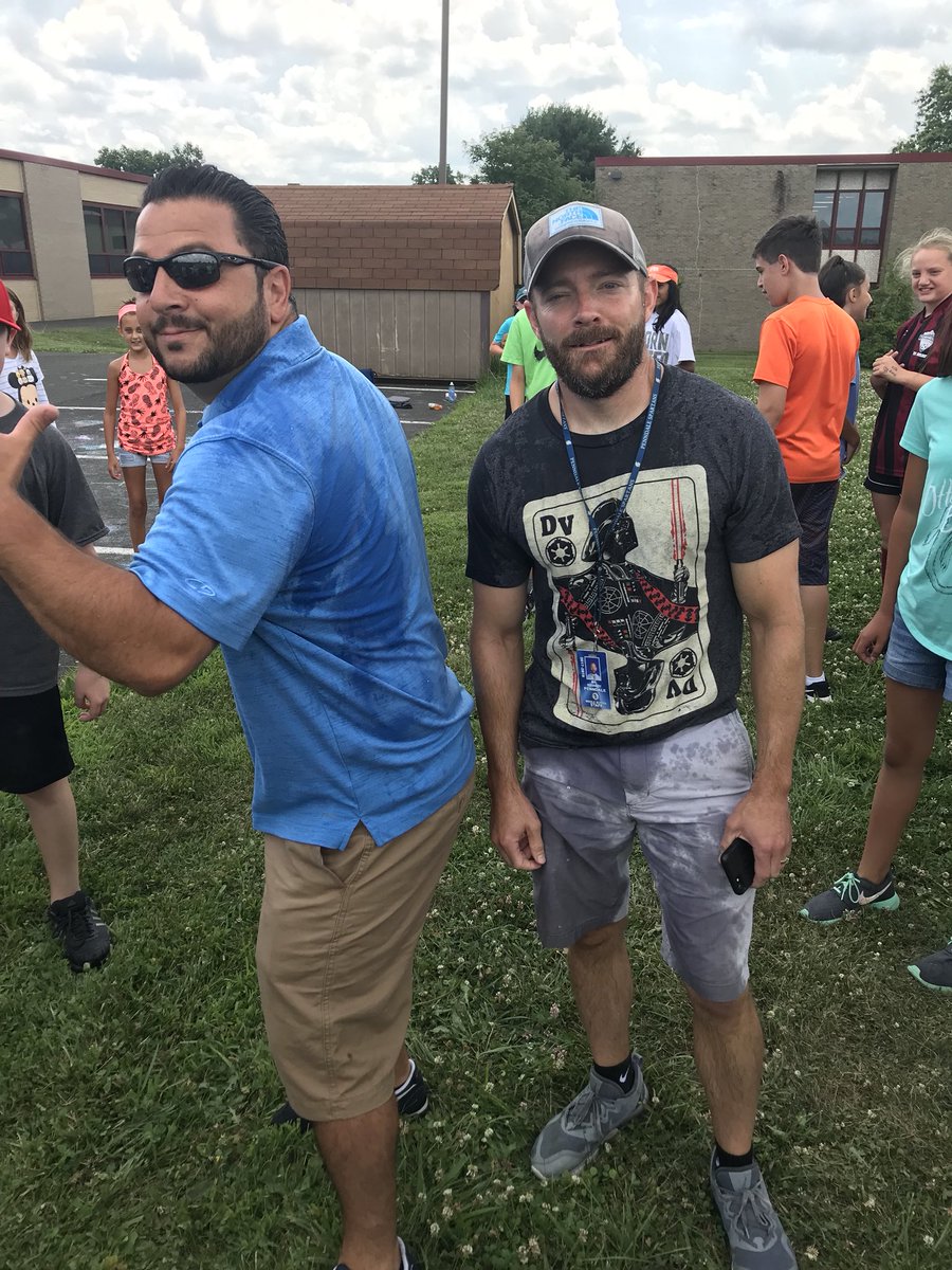 bandlady81's tweet photo. Summer Band Day 4 ✔️
Water balloon day!! 😈 
Last day tomorrow. Concert at 1:00pm at Pennfield! https://t.co/8AJRTpfZji