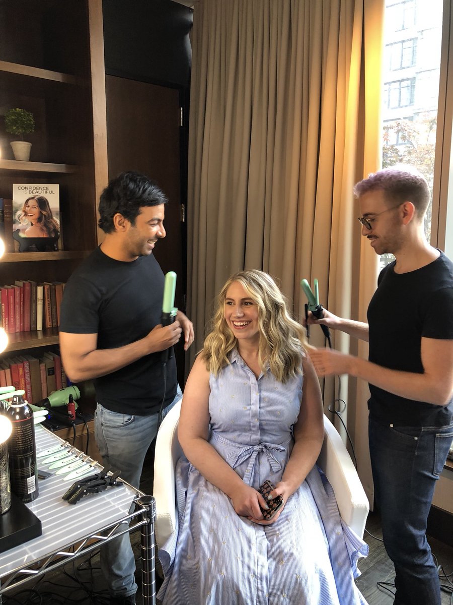 ProductLaunchPR's tweet photo. the fabulous @DoryLarrabee  gets glammed by @HarryJoshHair  at #cpe2018 #StuffFromMomsAndDads  #hairstylist #beauty  #celebstylist https://t.co/k2Ogoc350t
