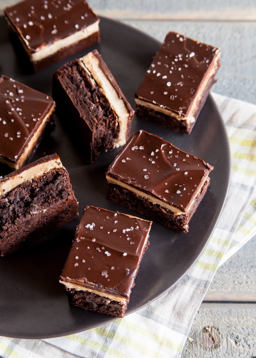 grecious_ltd's tweet photo. Triple-layer tahini brownies...how can someone resist?? #vegan #glutenfree #HealthyLiving #tahini #Greekfood #grecious #fromGreecetotheUK https://t.co/3dFKvHHJFN