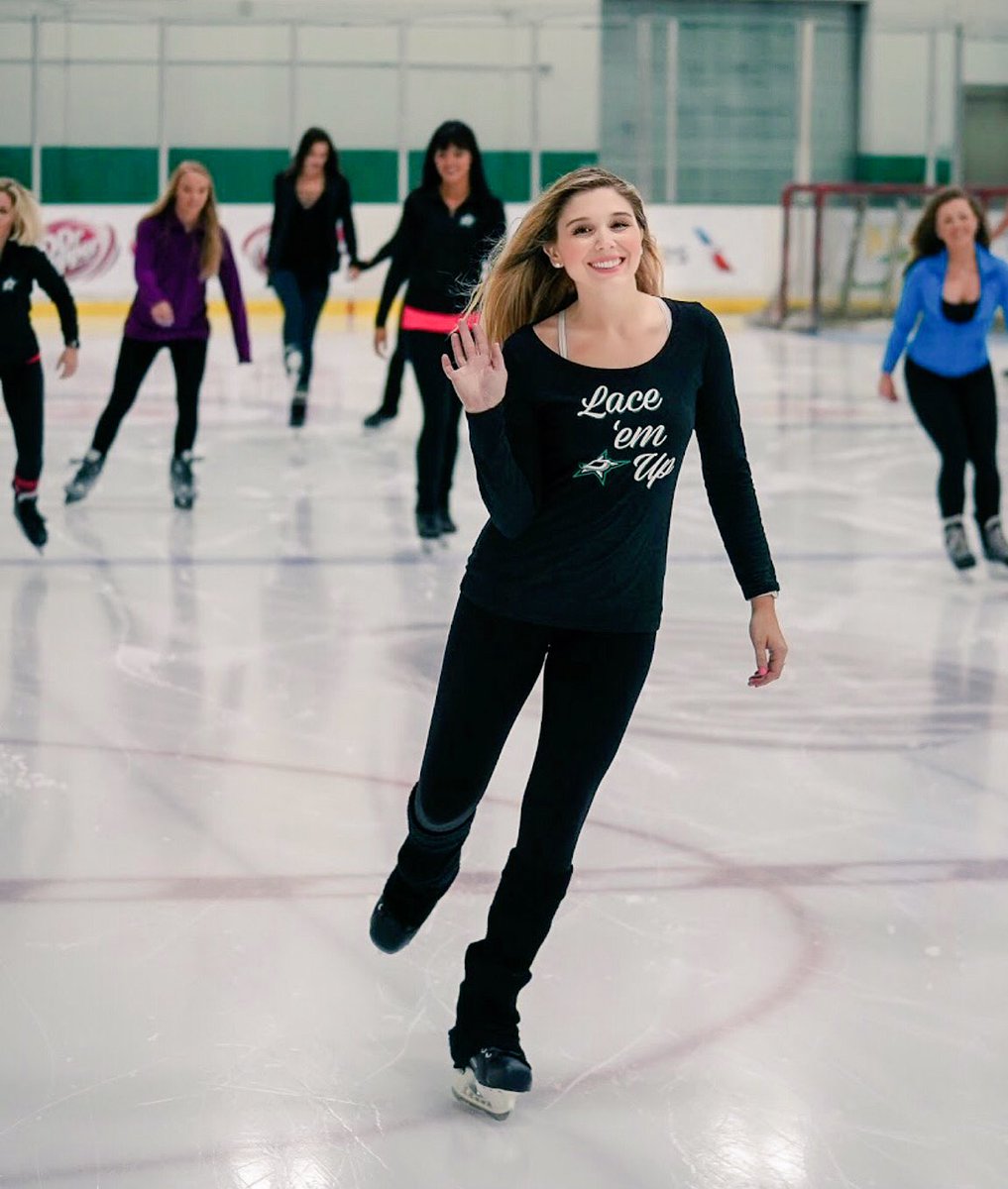 DSIG_Alicia's tweet image. ⚠️ Y’ALL do not want to miss this ⚠️
Prep classes kicked off yesterday, if you didn’t make it, don’t worry! We have three classes left! You do not want to miss it!!! #laceemup #prepclass #auditionseason #dsig 
PC: @Michael_Lark 💚📸