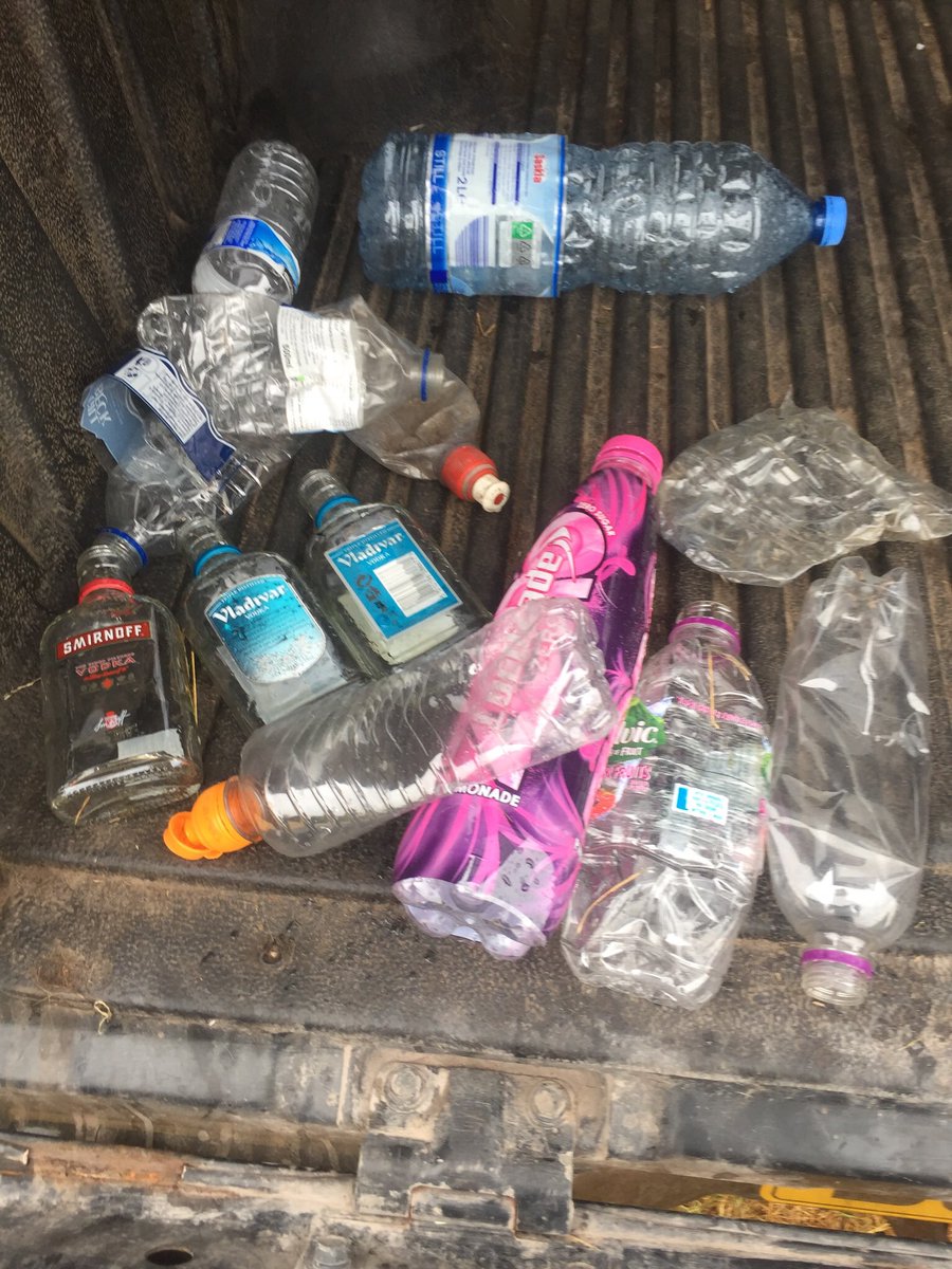 PET_SHACK_DELI's tweet photo. Turn your dog walking time into helping the cause! This LITTLE haul is from 2 walks today! #showusyahauls #sefton #riversfeedoceans #riveralt #crosbybeach #Raw #seftonsNo1 @Seftonhour @seftoncouncil @sascampaigns @KeepBritainTidy 🐾🤘🏻🌍🏄🌊 https://t.co/P52b8Dvclx