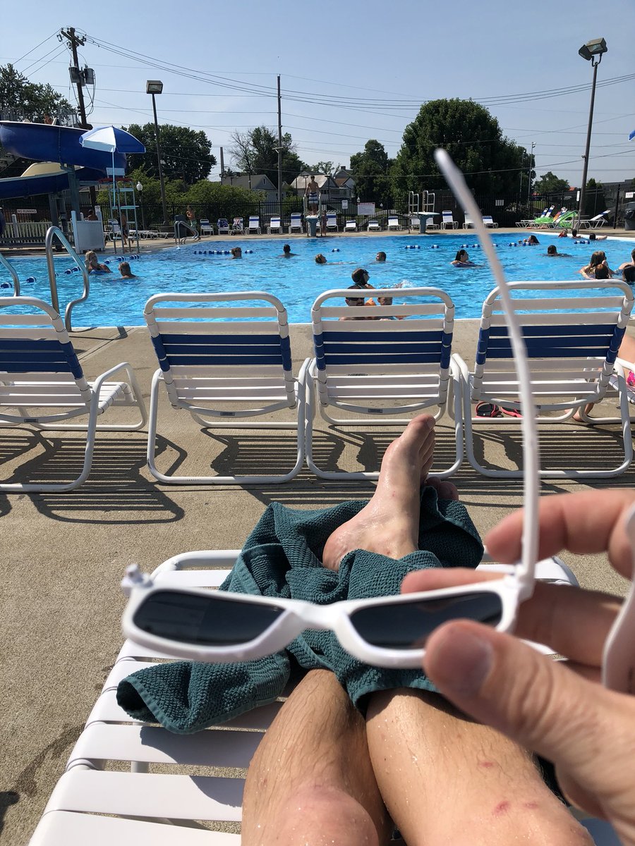hjswildcat's tweet image. When you take your kids to the pool and you break your super cool sunglasses.... #characterbuilder #ImOut2Bucks