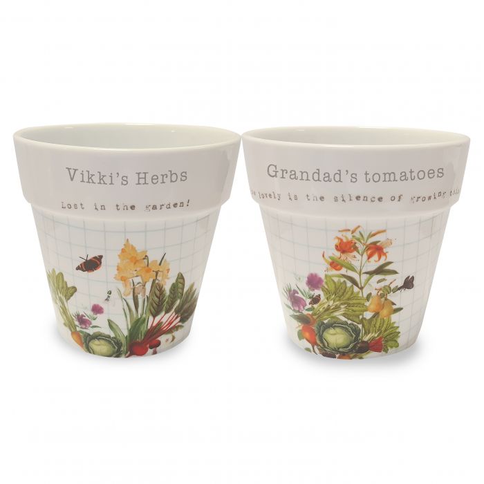 AmazingGiftShop's tweet photo. Fancy a spot of gardening this weekend? Grab these personalised RHS planters to give your plants that personal touch! https://t.co/envvll0CP2  #gardening #tips #gardeningtips #giftidea #gifts #GardenersWorld https://t.co/Qx0z4KkAIL