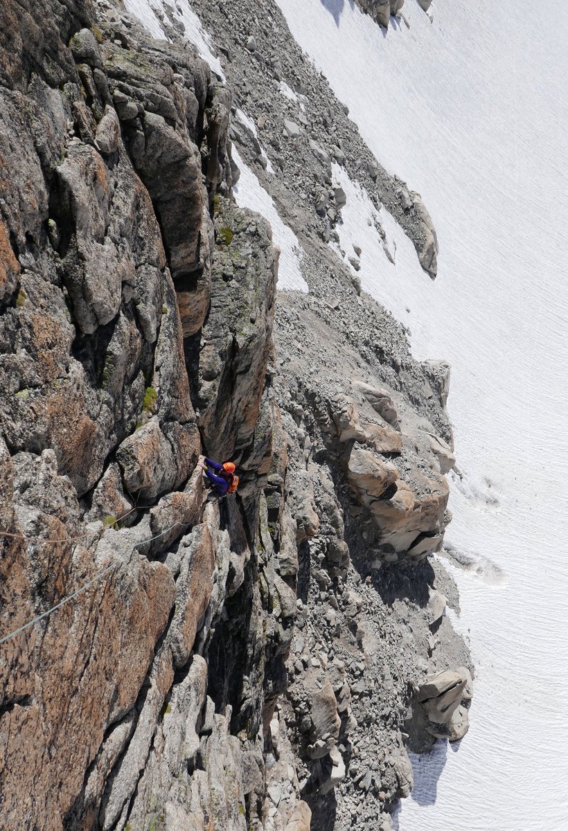 markwalkerguide's tweet image. Hanging out on the Varappe... @Brit_Mt_Guides @Salewa @MtnTraining