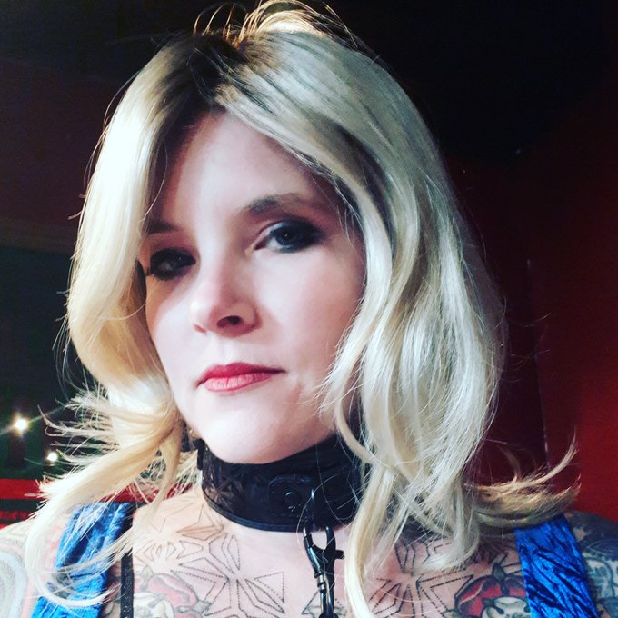 Backstage at Burlesque Wednesdays yesterday evening. Resting bitch face accomplished. https://t.co/6
