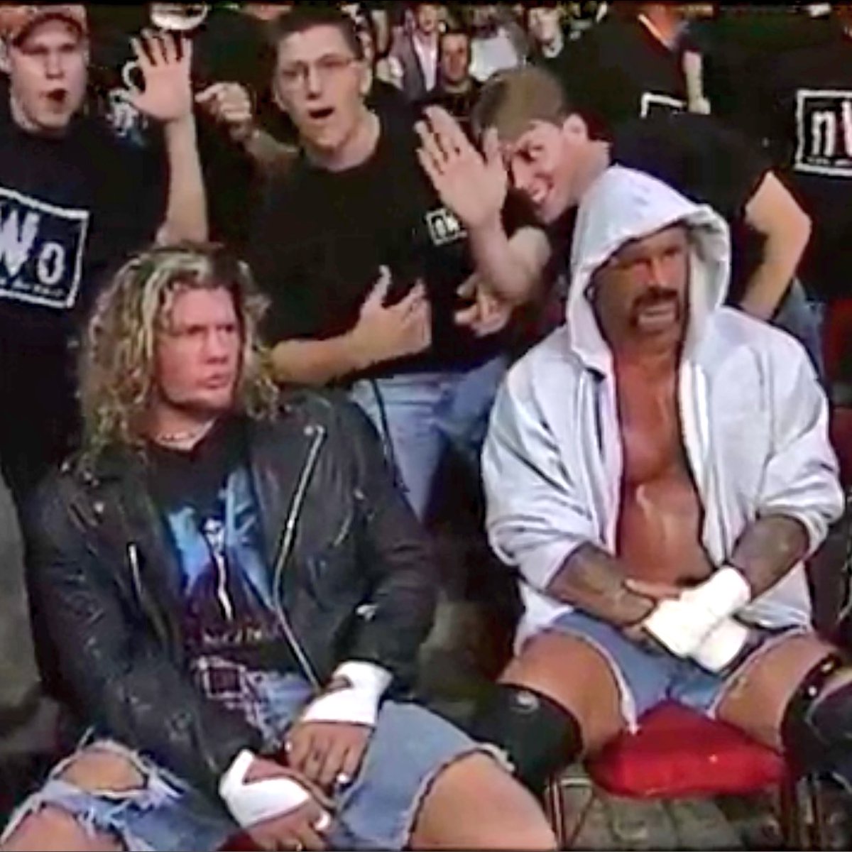LuchaMax's tweet photo. No new shirts through Sept. ‘97, call back to The Sandman shirt for Saturn’s debut on 10/6/97 Nitro. #ShirtsofRaven https://t.co/QLBgQb8JWt