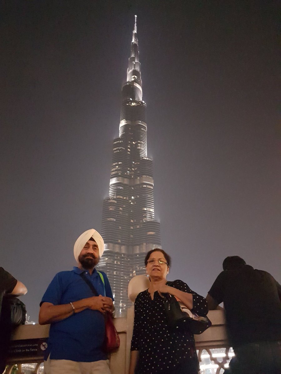 You beauty! <a href="/BurjKhalifa/">Burj khalifa official</a> and you beautiful people #Parents ❤ major missing!!