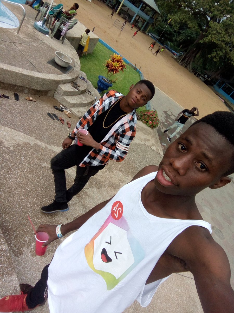 ApodeiB's tweet photo. Live life to the fullest, and focus on the positive. #GOODMAN WENTLAND.
#IDPMC #AVO #YMF @ray_chainz @AGBITORDAVID1 @RayRay2Chainz https://t.co/NGZXn047Wb