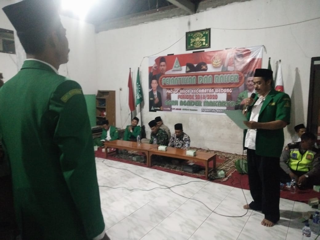 ansorwedung's tweet photo. Selamat Atas dilantiknya PAC Ansor Wedung Periode 2018-2020 Semoga Ansor dan Banser Wedung kedepan akan semakin lebih baik.Amiin
@GPAnsor_Satu 
@nurulMuttaqin17 
@MasUdMM5 
@mamans7880 https://t.co/BW9ZHfFHw3