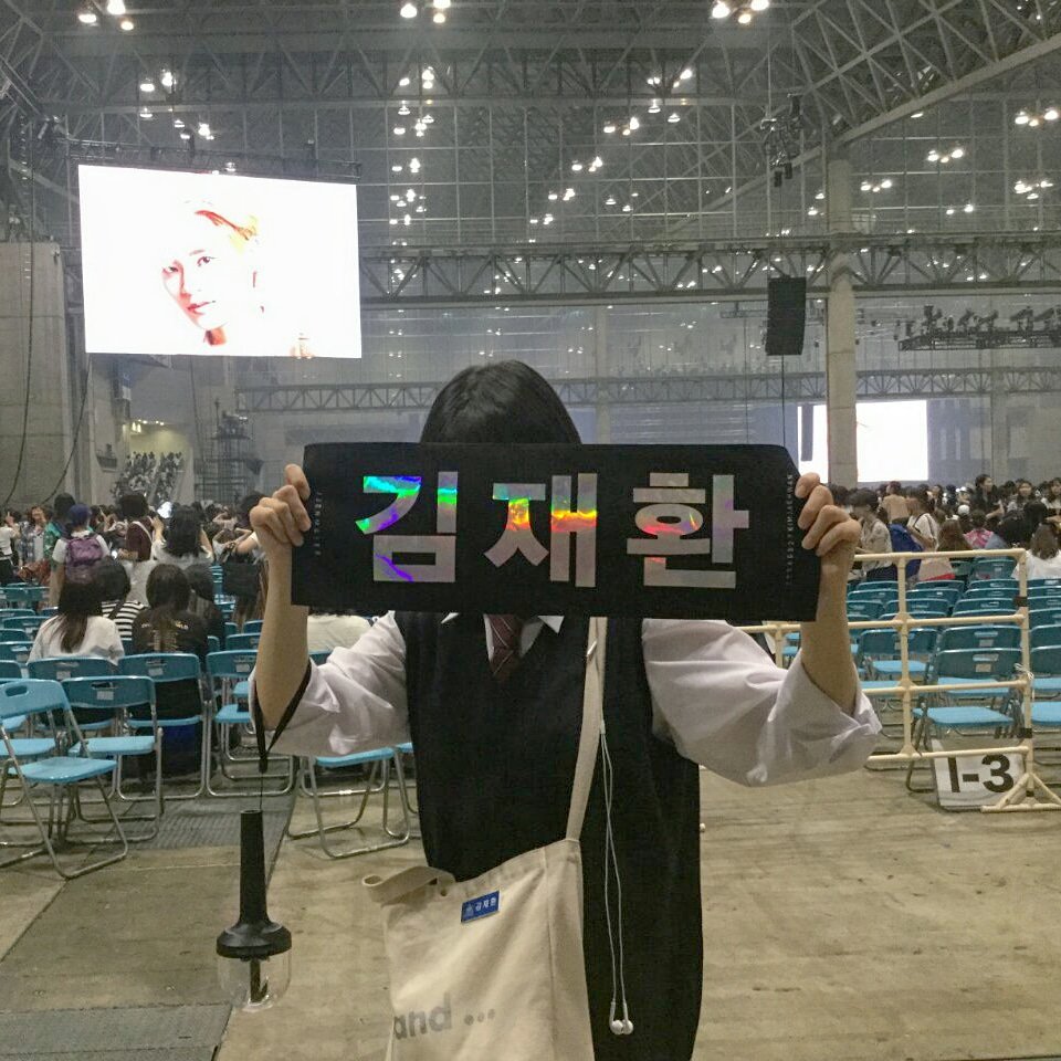 bts_jin_noa's tweet photo. @JJENMAYER 님
감사합니다！！
素敵なスローガンをありがとうございました❤
大切に使わせていただきます🙏🙏 https://t.co/52atAUUe1w